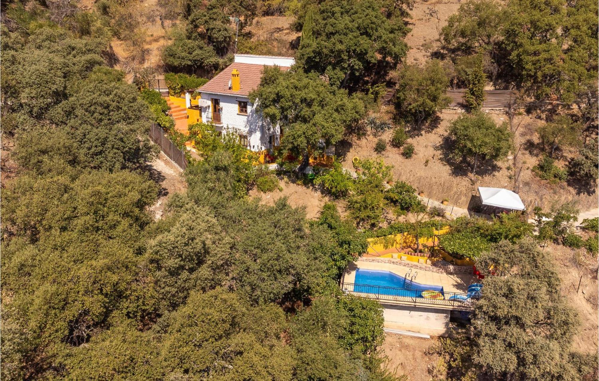 Amazing Cottage In Algatocin With Kitchen Exterior foto